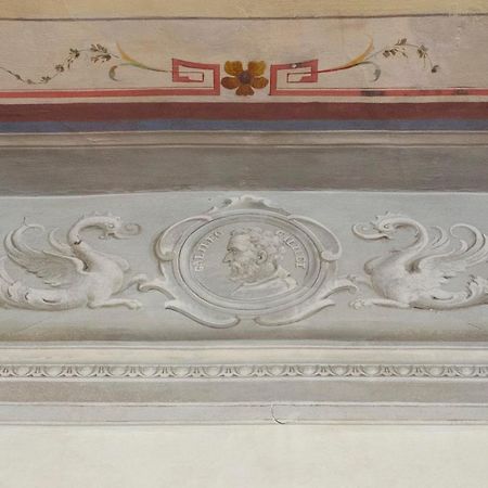 Traviata Appartamento Storico - Palazzo Tolomei ฟลอเรนซ์ ภายนอก รูปภาพ